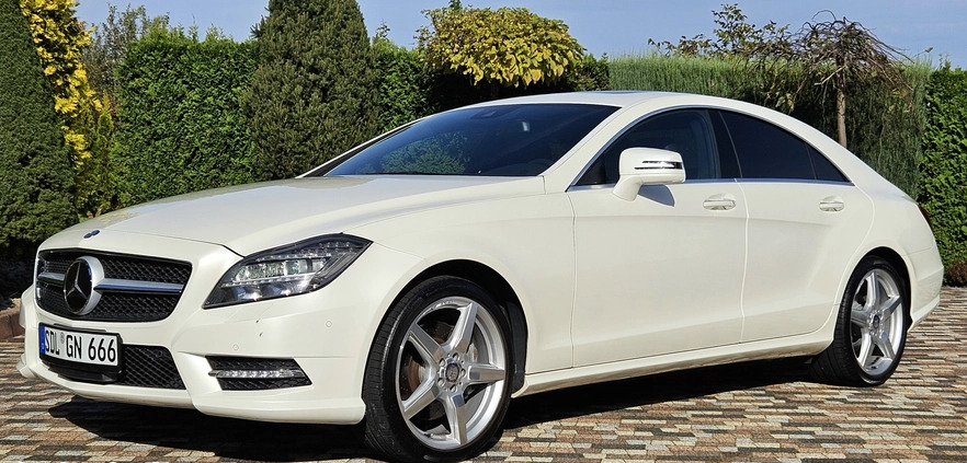 Mercedes-Benz CLS cena 154900 przebieg: 30700, rok produkcji 2013 z Radzyń Podlaski małe 742